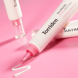 Punta masajeadora del Torriden CELLMAZING Firming Eye Cream, aplicador para drenaje linfático, reducción de bolsas y ojeras disponible en Perú